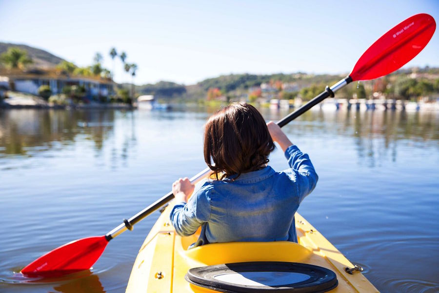 lake_kayak_3